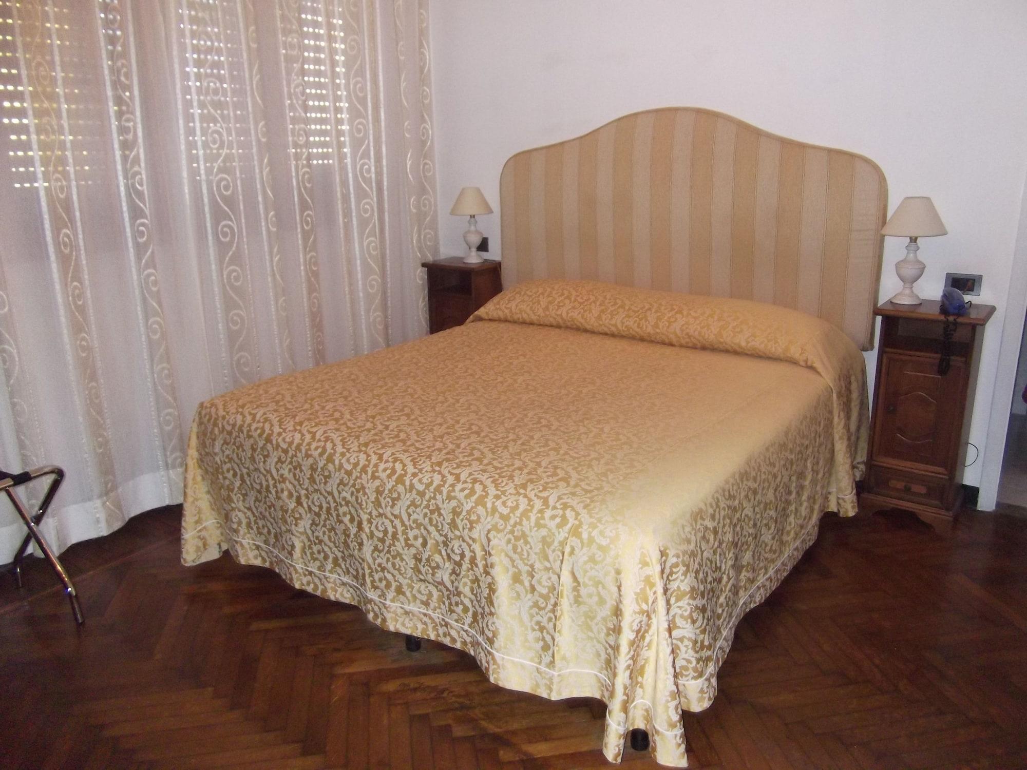 Hotel La Vela-Castello Il Rifugio Санта-Маргерита-Лігуре Екстер'єр фото